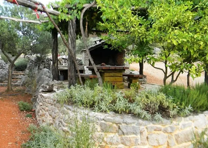 House Kadulja * تربانج