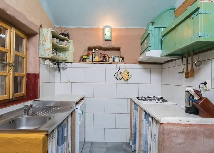 House Kadulja بيت للعطل