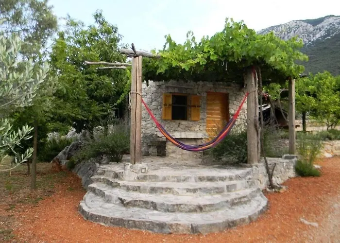 بيت للعطل House Kadulja