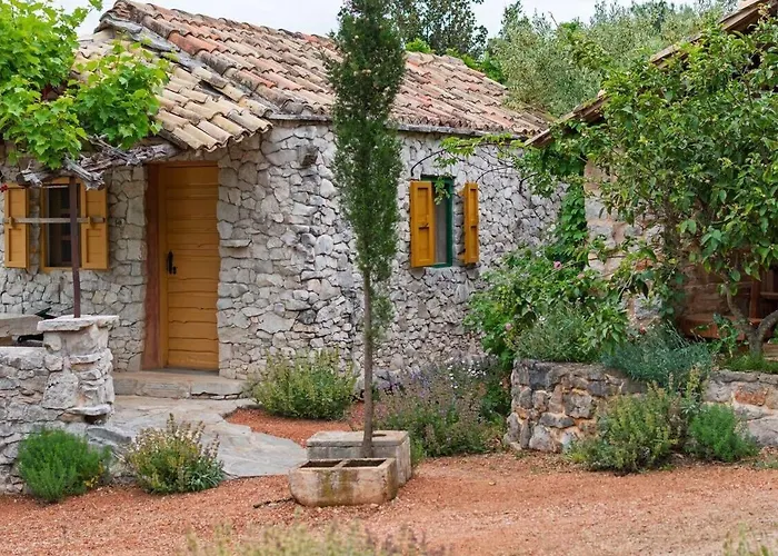 بيت للعطل House Kadulja *